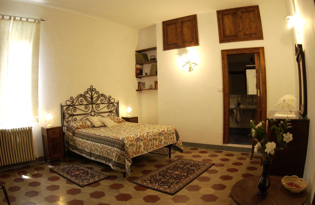 Hotel Residenza Sant'Emiliano Trevi Zimmer foto