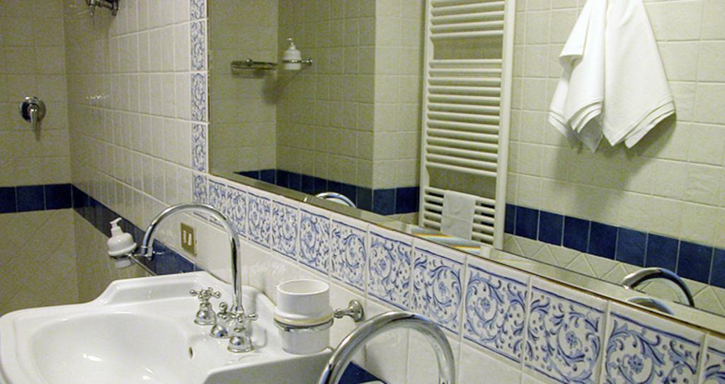 Hotel Residenza Sant'Emiliano Trevi Zimmer foto